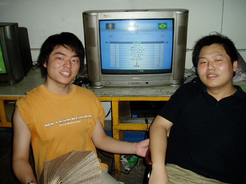 ���α����Ĺڡ��Ǿ��������λ������Ϊ���ø����Ӷ�����ð�������������